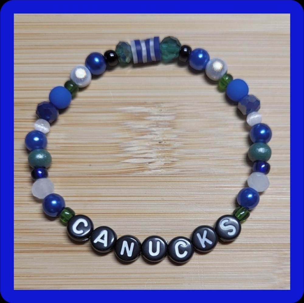 CANUCKS Friendship Bracelet, Size 7"